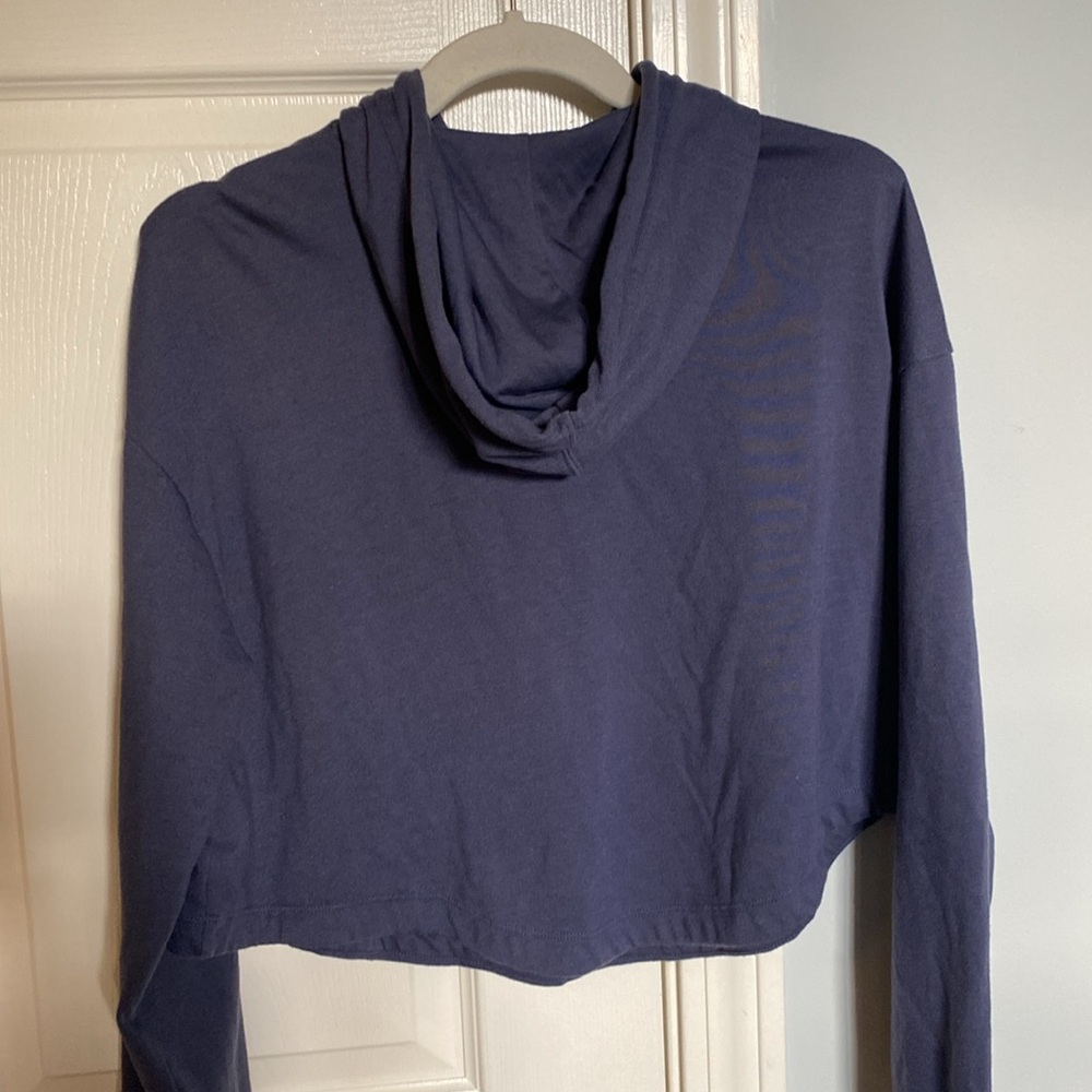 Nike lightweight hoodie - Picture 2 of 2